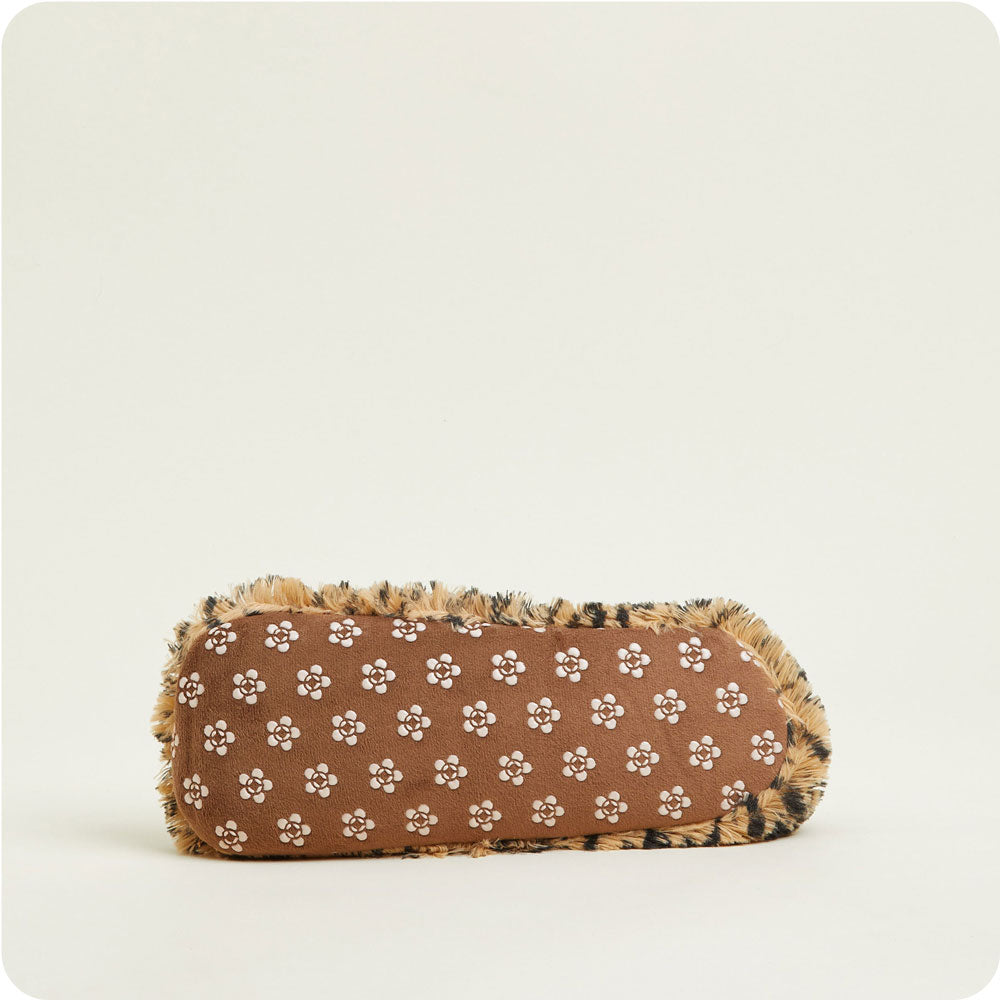 FW-SLI-5-Leopard-Slippers-05-Crop_6b95d447-83c1-4d72-923c-4b4072f54917