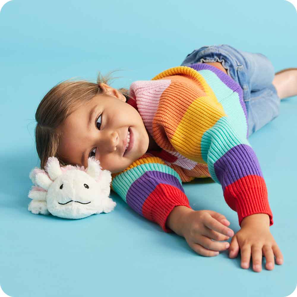 Warmies-Lifestyle-Q4-2023-26582-Retouch-_2