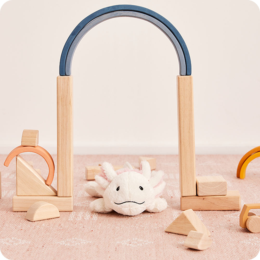 white_junior_axolotl_2_warmies_lifestyle